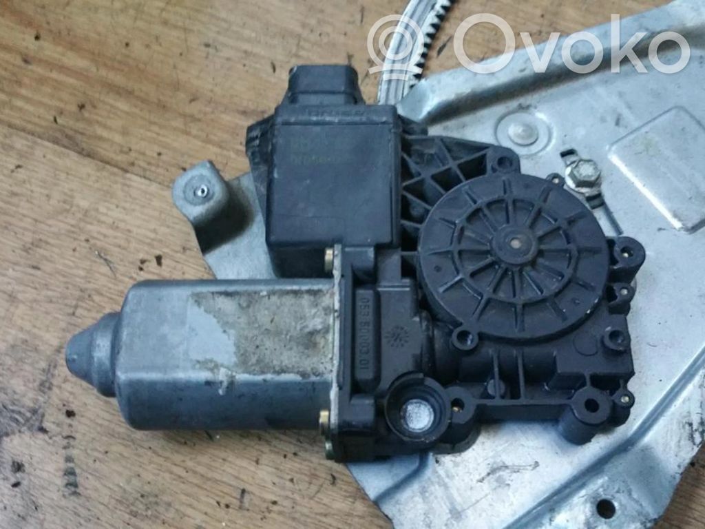Opel Omega B1 Motorino alzacristalli della portiera anteriore