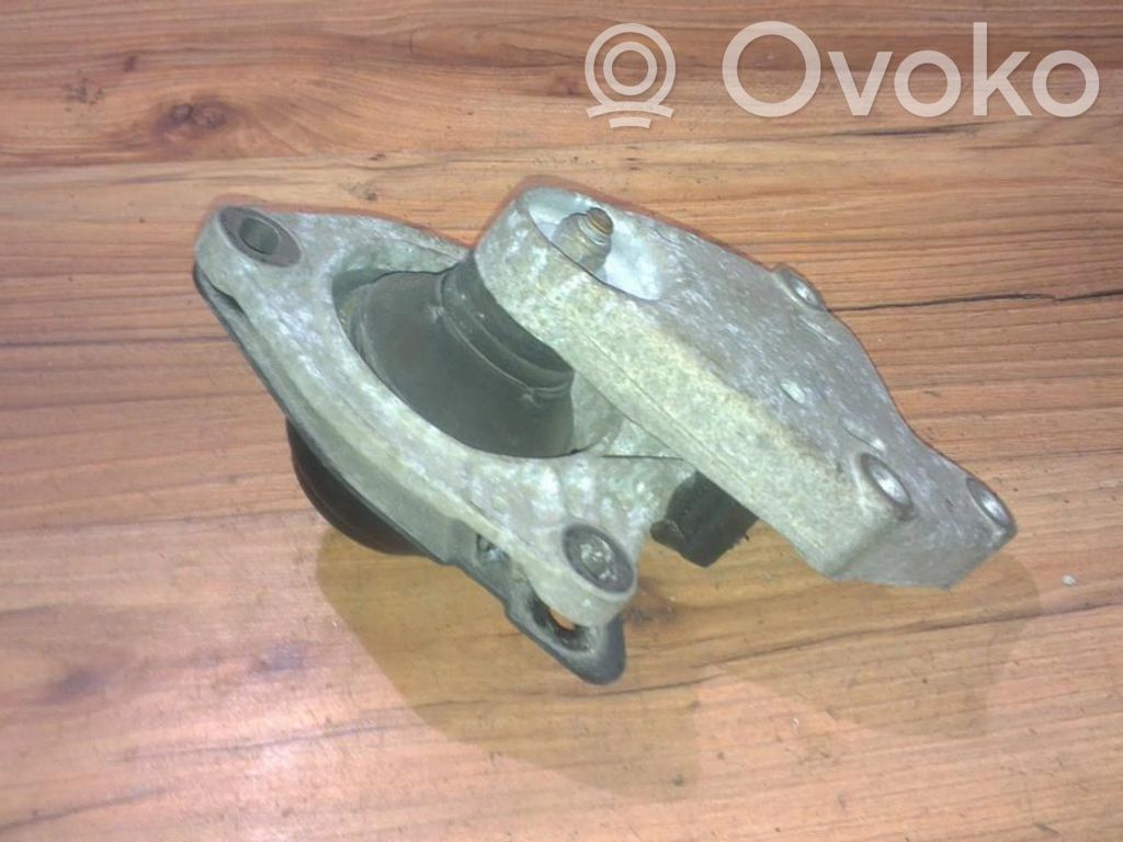 Renault Laguna I Engine mount bracket 