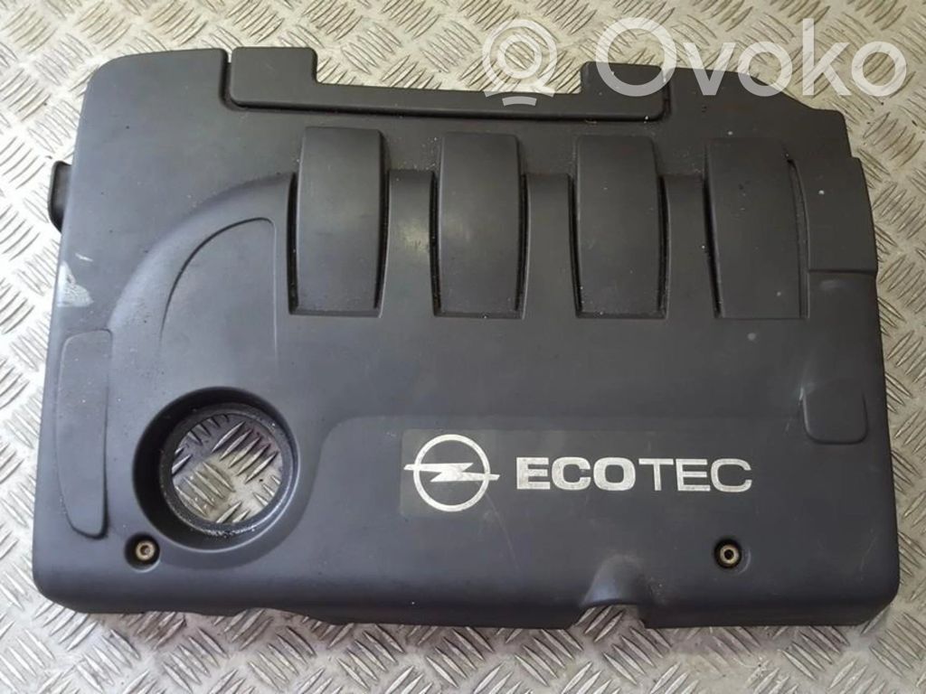 Opel Astra H Capac protecție motor 