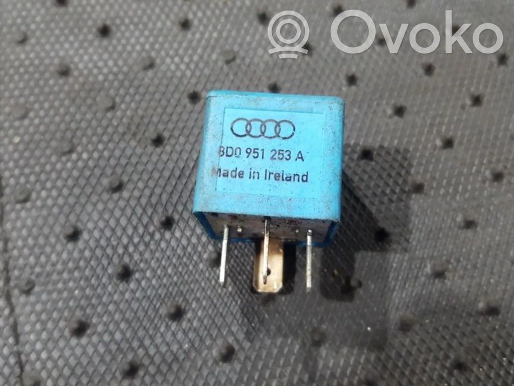 Audi A6 S6 C5 4B Altri relè 