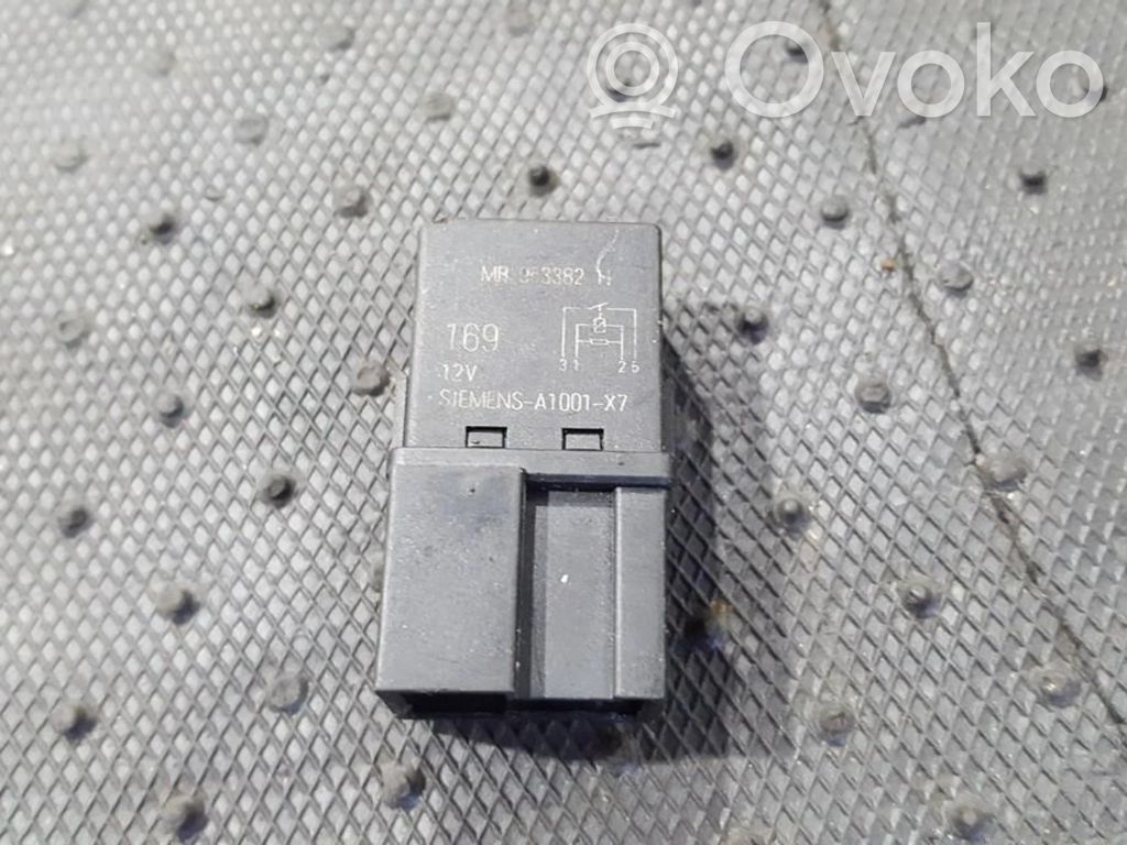 Muu rele   MB953382,V23074,MB953382,V23074