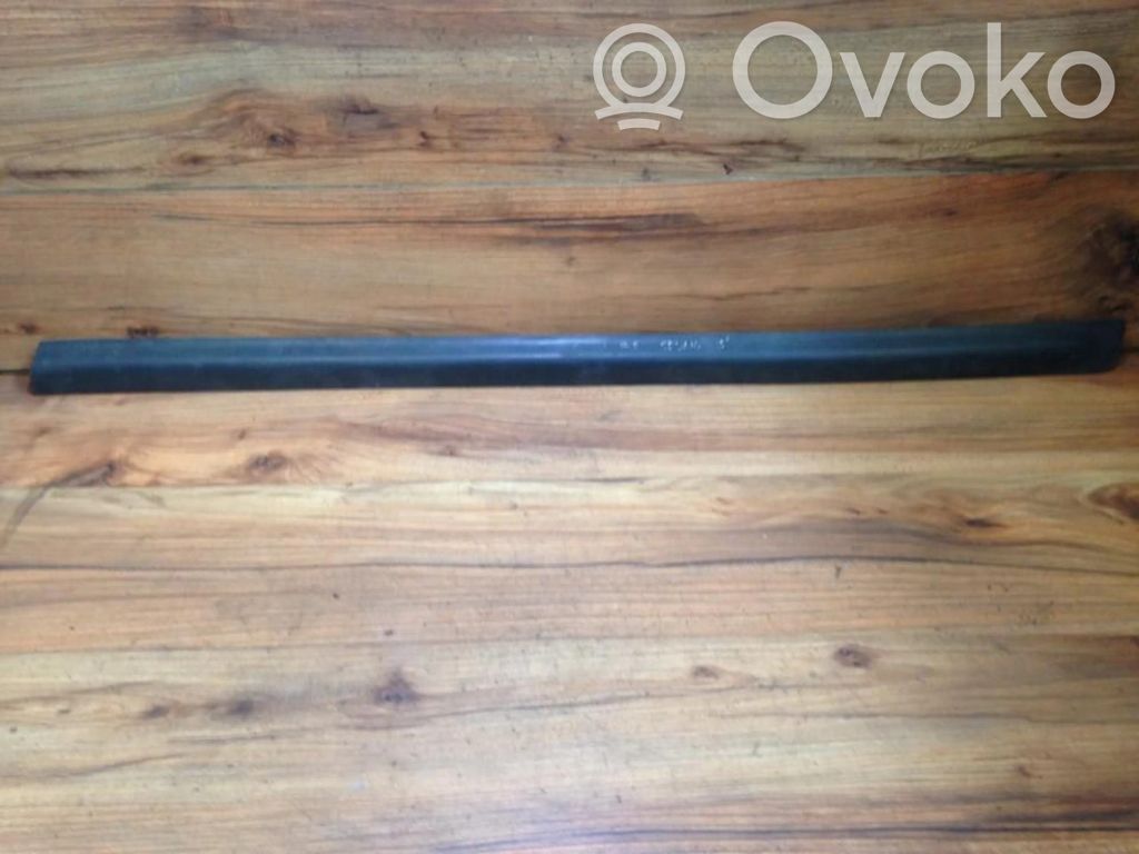 Audi A6 S6 C5 4B Listwa drzwi 