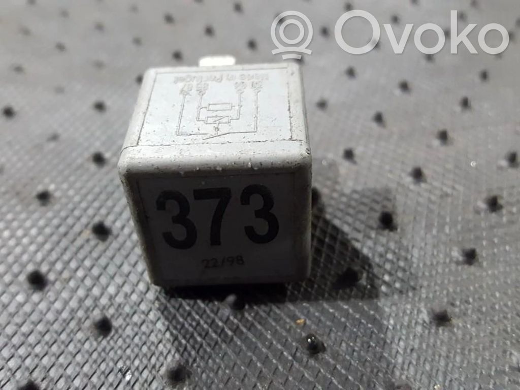 Otros relés   8D0951253A,V23134B52X301,8D0951253A,V23134B52X301