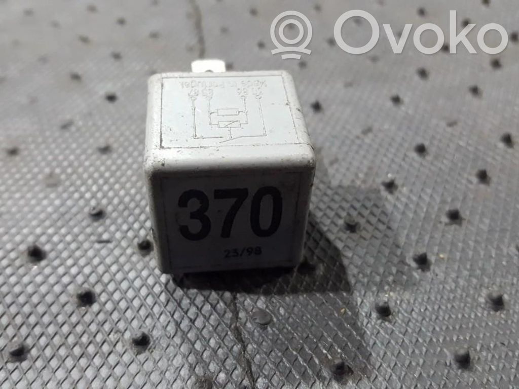 Sonstige Relais   8D0951253,V23134J52X300,8D0951253,V23134J52X300