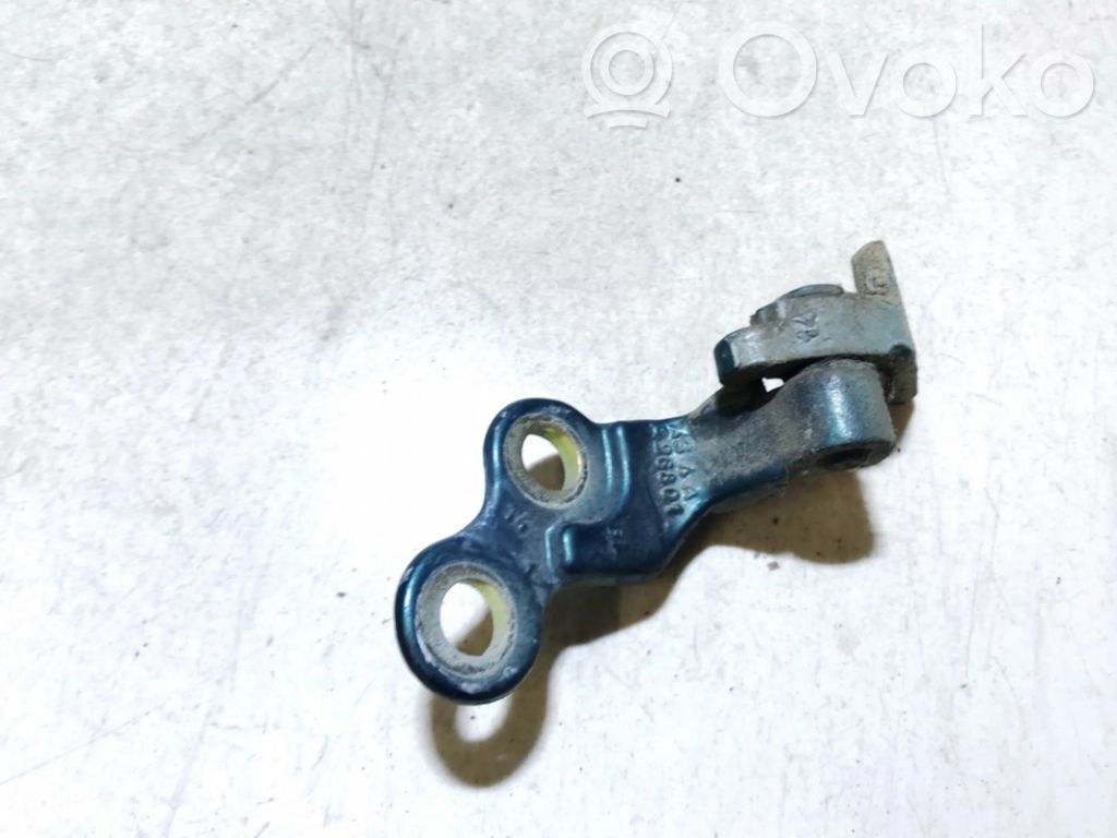 Ford Focus Rear door lower hinge 