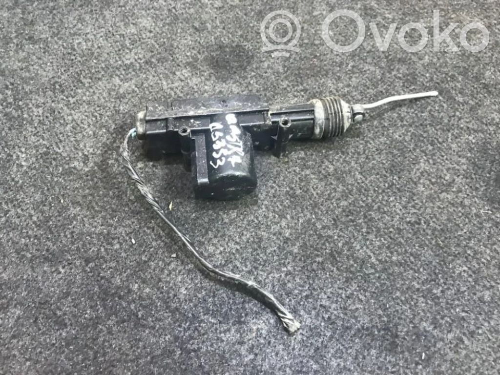 Opel Astra F Motorino della chiusura centralizzata 