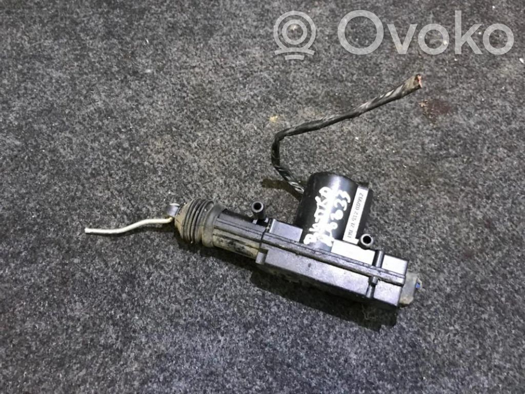 Opel Astra F Motorino della chiusura centralizzata 
