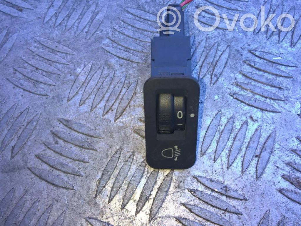 Peugeot 206 Headlight level height control switch 