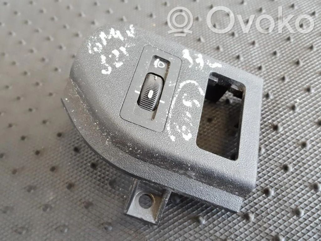 BMW 3 E30 Interruttore di regolazione livello altezza dei fari 