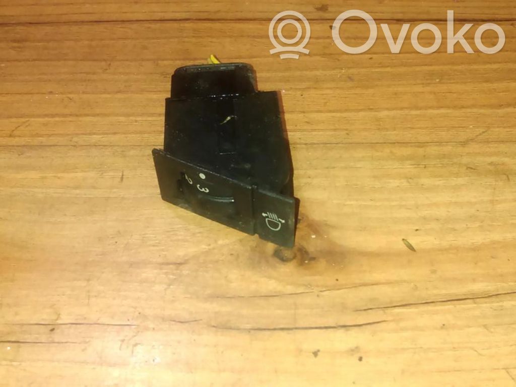 Bouton commande réglage hauteur de phares   1925698,1925698