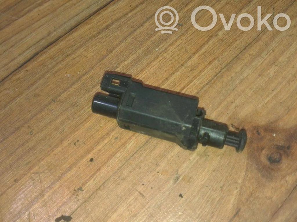 Volkswagen Golf III Interruttore del pedale del freno
