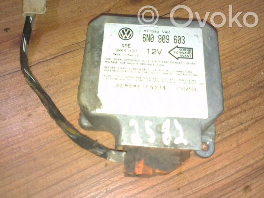 Volkswagen Golf III Centralina/modulo airbag