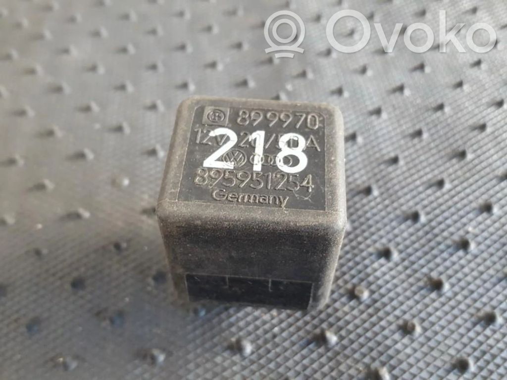 Audi 100 S4 C4 Otros relés 