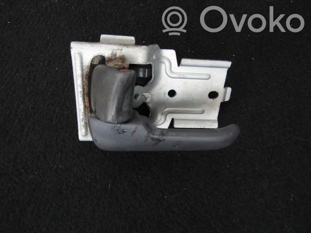 Mazda 323 Maniglia interna per portiera anteriore 