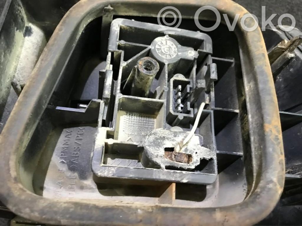 Citroen Xantia Porte ampoule de feu arrière