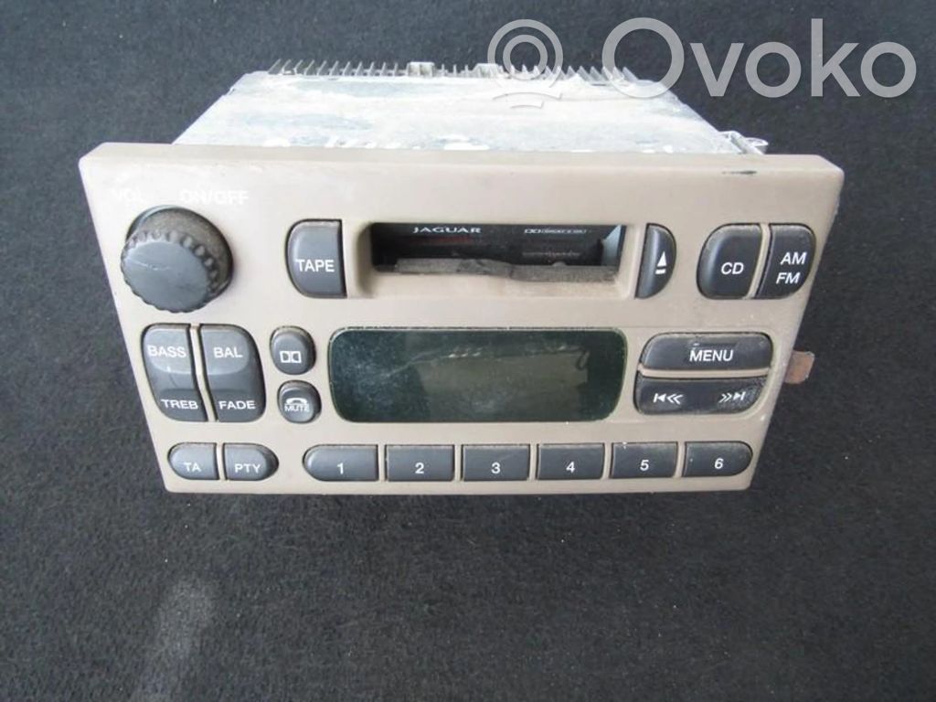 Jaguar S-Type Panel / Radioodtwarzacz CD/DVD/GPS 