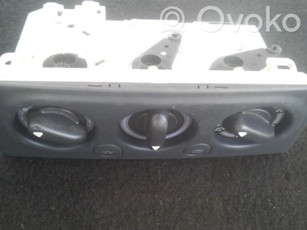 Renault Laguna I Panel klimatyzacji 