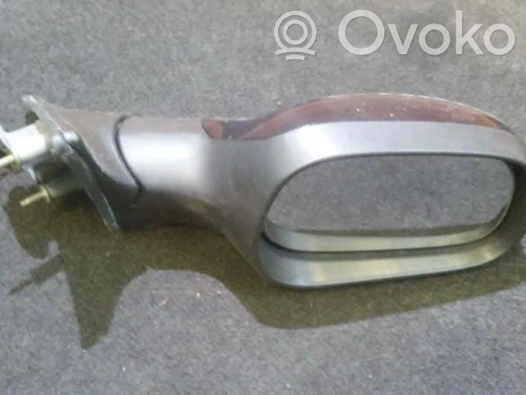 Renault Safrane Front door electric wing mirror 