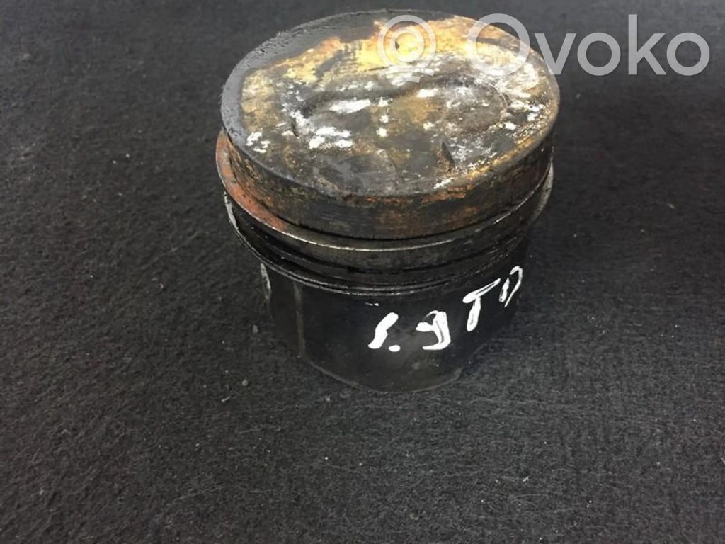 Piston