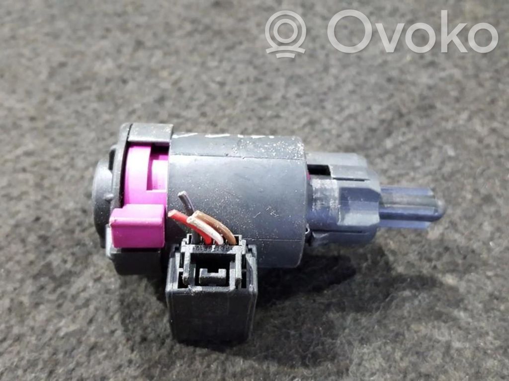Interruptor sensor del pedal de freno   4F0945459A,914689963B,14689962,14689962,310707905,4F0945459A,914689963B,914689963B