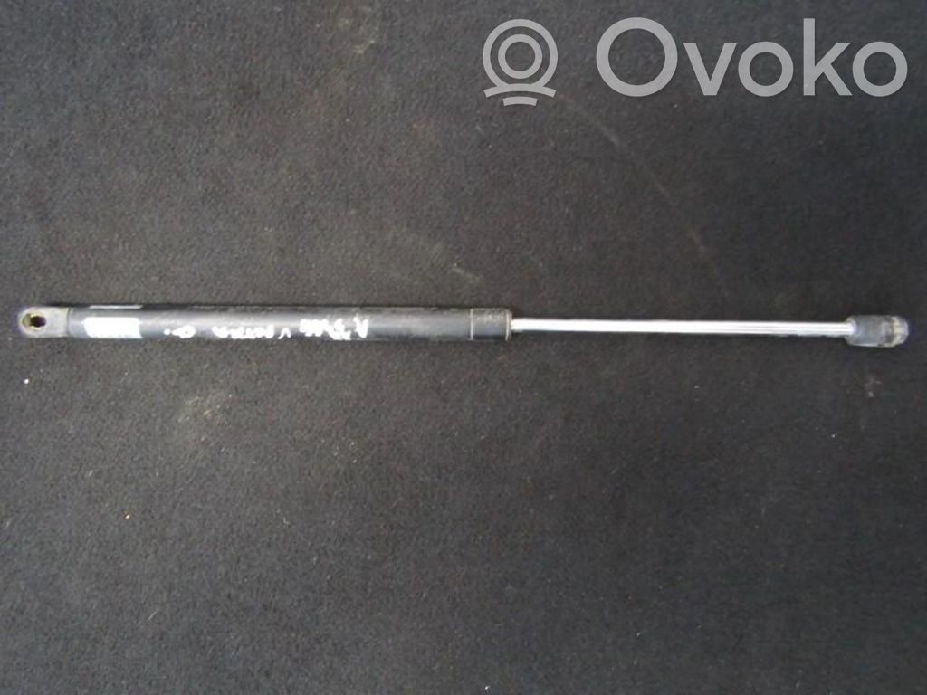 Opel Vectra B Amortiguador/puntal del maletero/compartimento de carga 