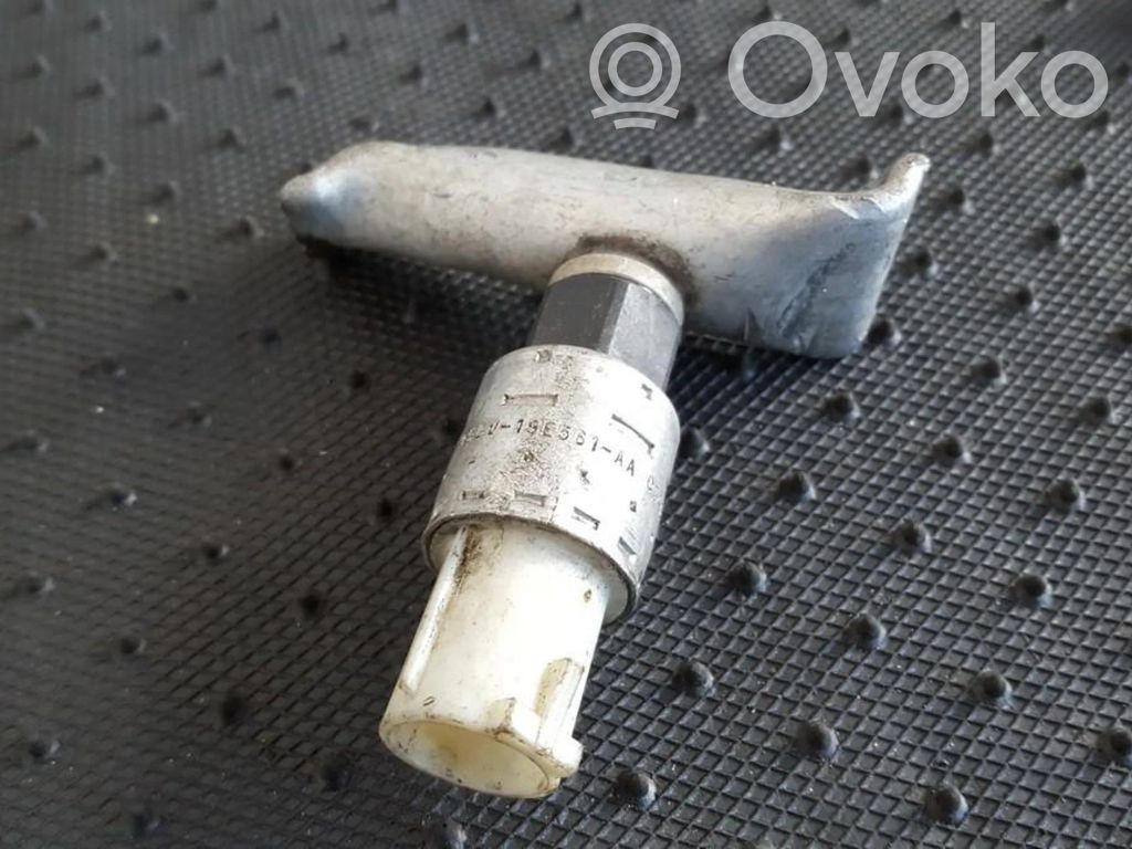 Air conditioning (A/C) pressure sensor   95BW19E561AA,95BW19E561AA,95BW19E561AA,95BW19E561AA