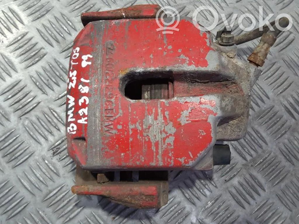 Caliper de freno delantero