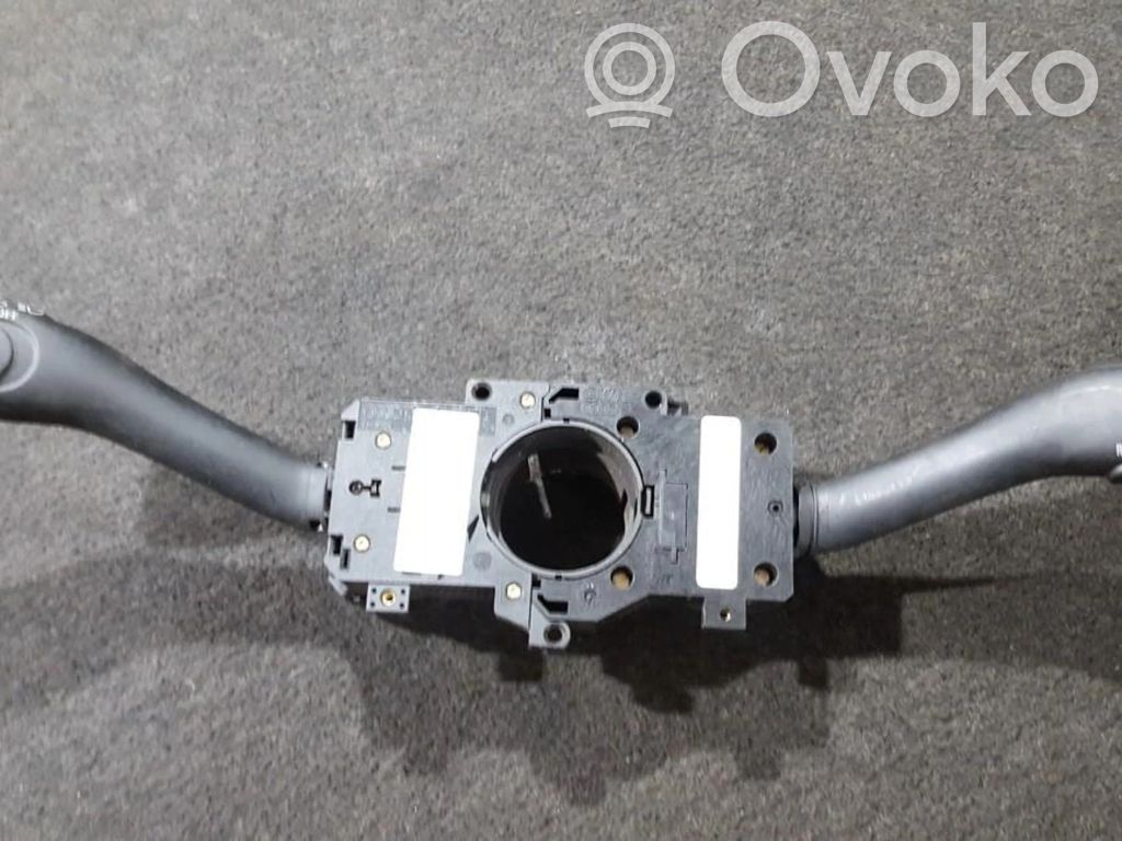Volkswagen PASSAT B5 Bloc semnalizator și ștergător parbriz 