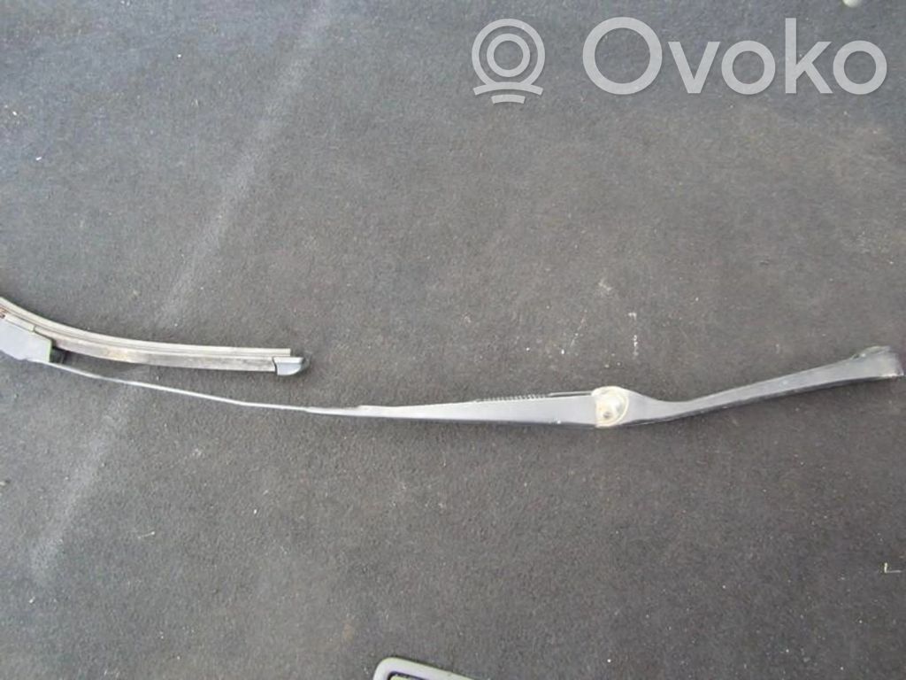 Jaguar S-Type Brazo del limpiaparabrisas delantero