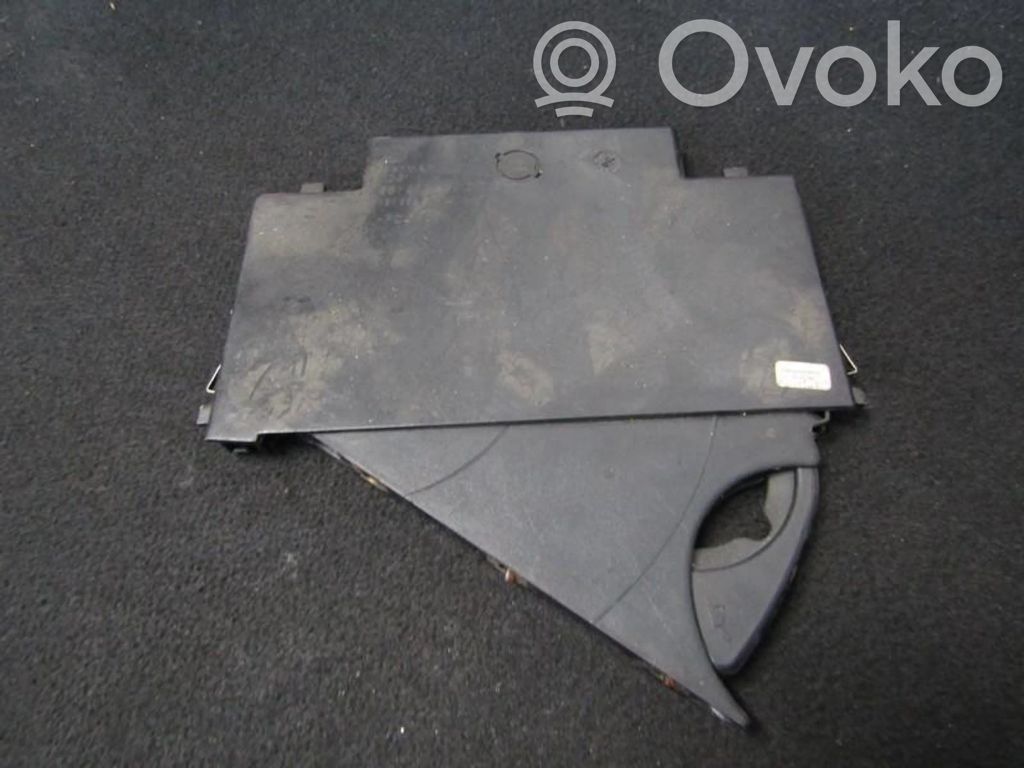 Volkswagen PASSAT B5 Suport pahare 