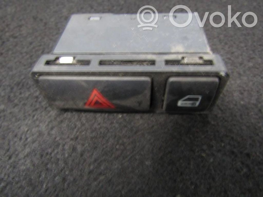 Schalter Warnblinkanlage   61318368920,61318368920,1602HWO1,61318368920,61318368920