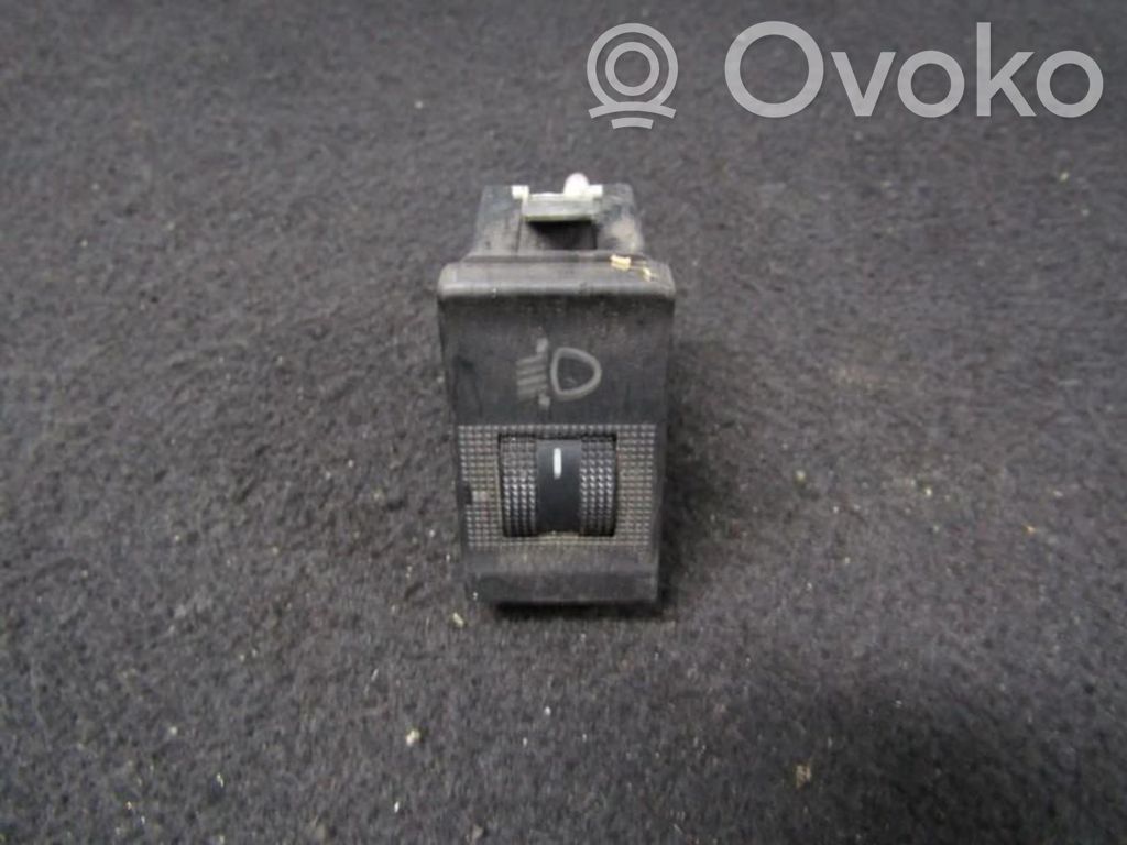 Bouton commande réglage hauteur de phares   8A0941301,8A0941301