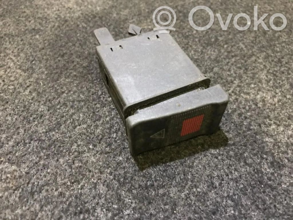 Schalter Warnblinkanlage   4A0941509A,4A0941509A