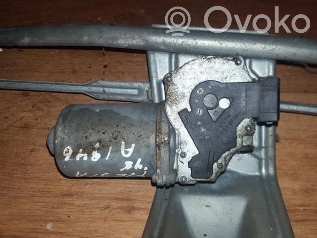 Ford Fiesta Silniczek wycieraczek szyby przedniej / czołowej