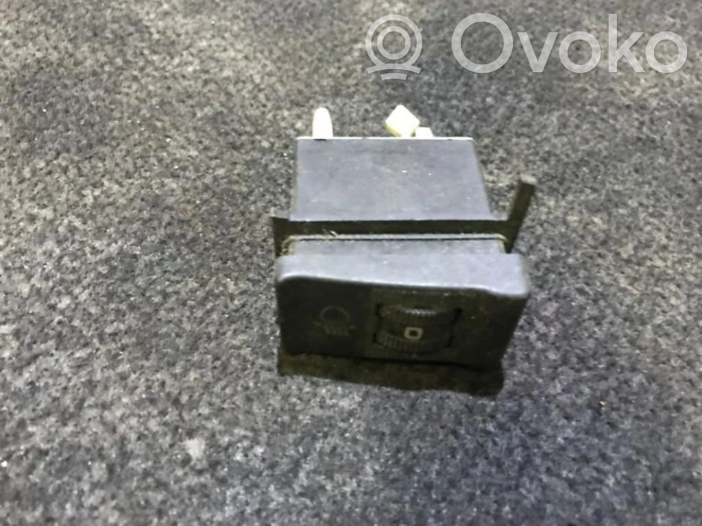 Bouton commande réglage hauteur de phares   8A0941301,8A0941301