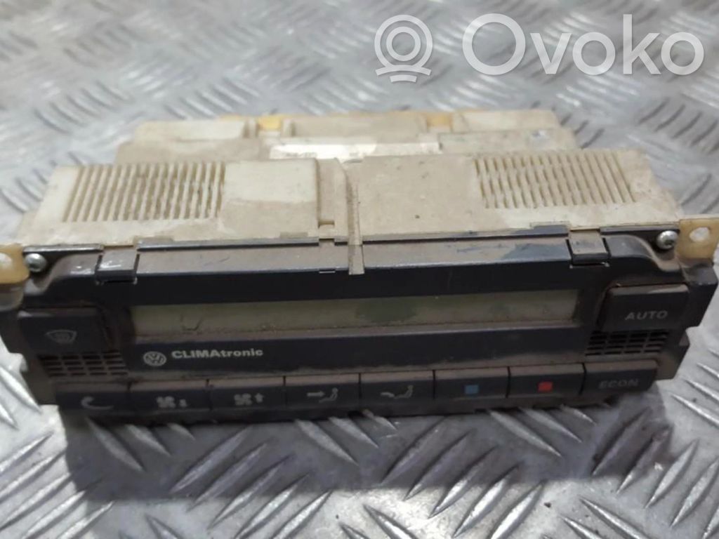 Volkswagen PASSAT B5 Centralina del climatizzatore