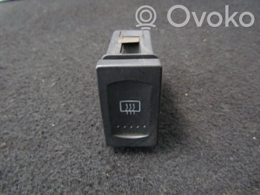 Volkswagen PASSAT B5 Comutator încălzire parbriz/lunetă 