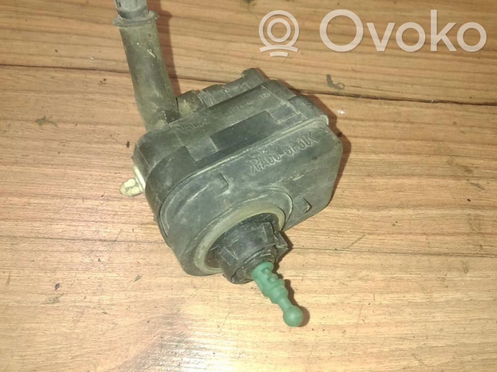 Renault Megane I Moteur de réglage du niveau des phares
