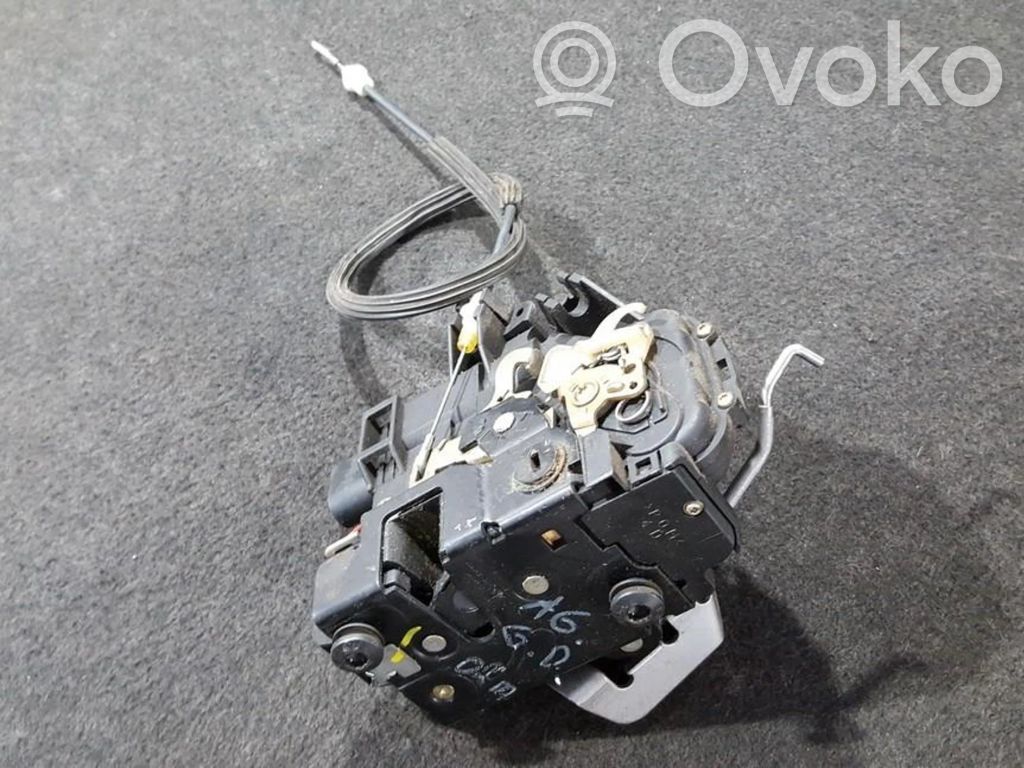 Audi A6 S6 C5 4B Serratura portiera posteriore 