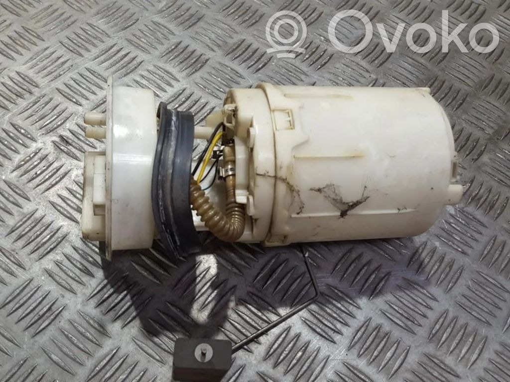 Volkswagen Polo Pompa carburante immersa 