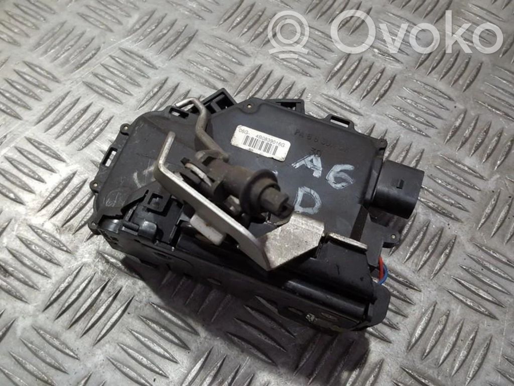 Audi A6 S6 C5 4B Serratura portiera posteriore 