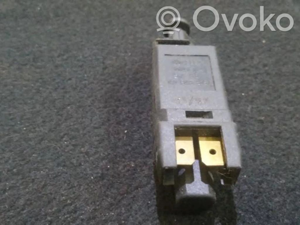 Volkswagen Golf III Interruttore del pedale del freno 
