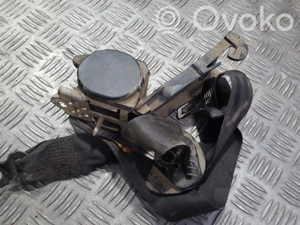 Volkswagen Golf III Cinturón trasero 