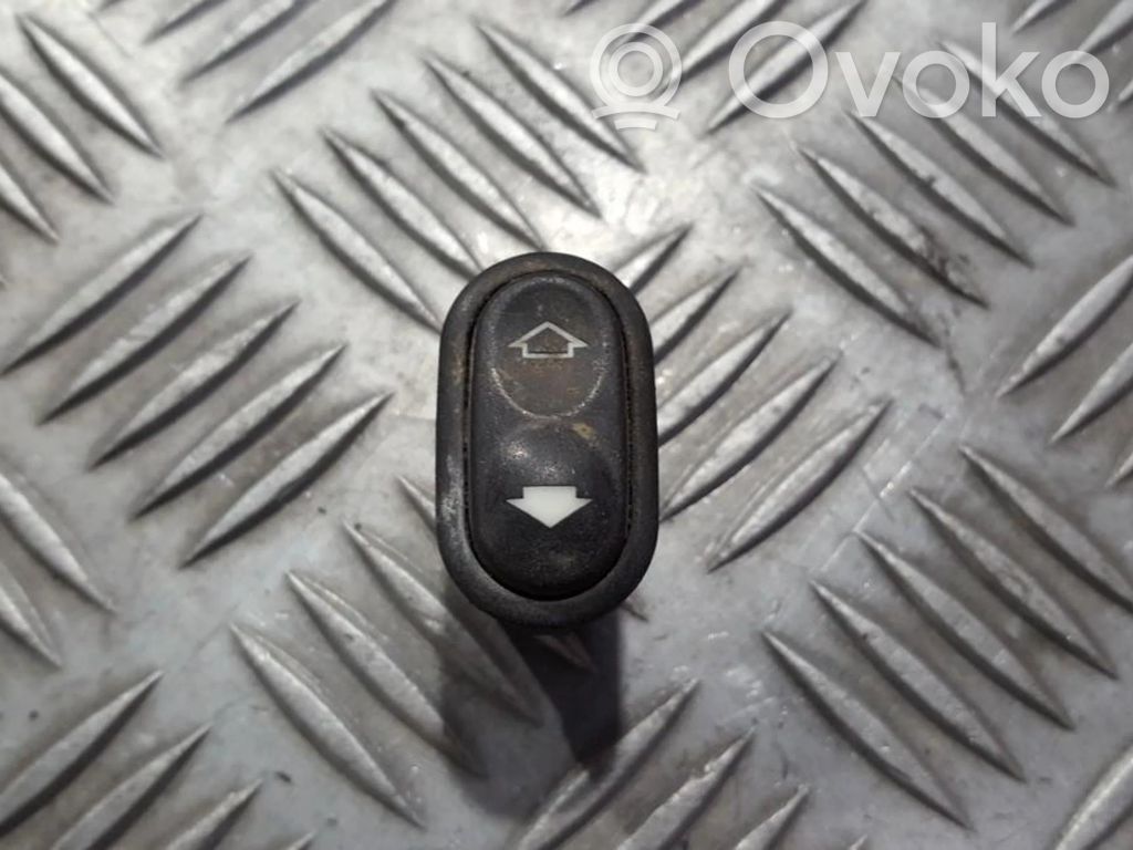 Electric window control switch   91AG14529AB,91AG14529AB