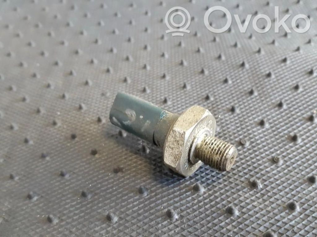 Öljyntasoanturi   036919081A,036919081A