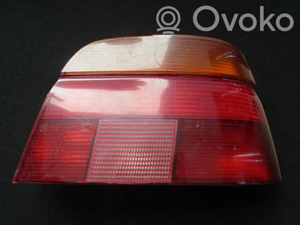 Rear/tail lights   2496338,14603605,14603605,2496338,8358032