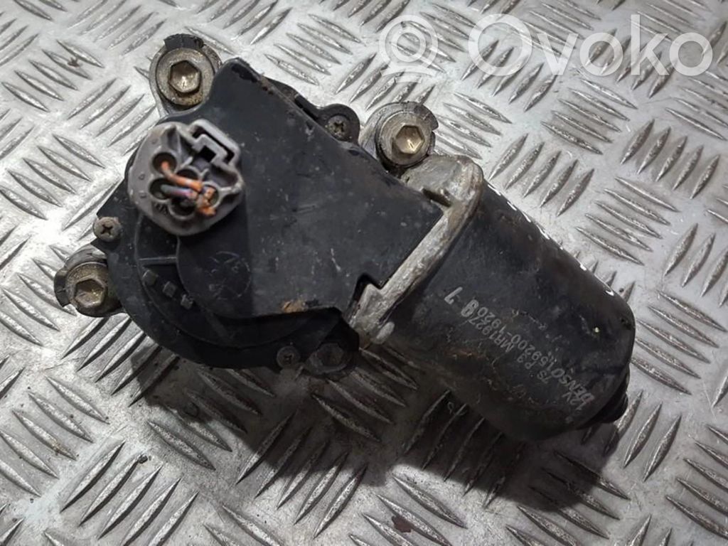 Mitsubishi Galant Pyyhkimen moottori