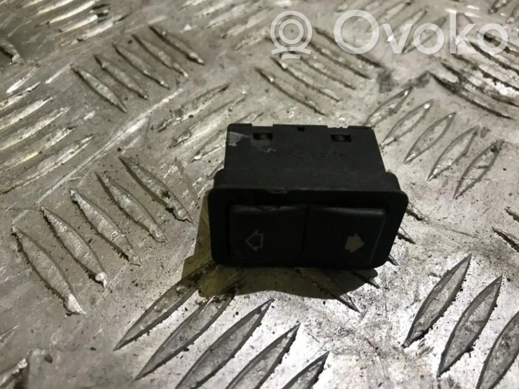 Interruptor del elevalunas eléctrico   8368974,8368974