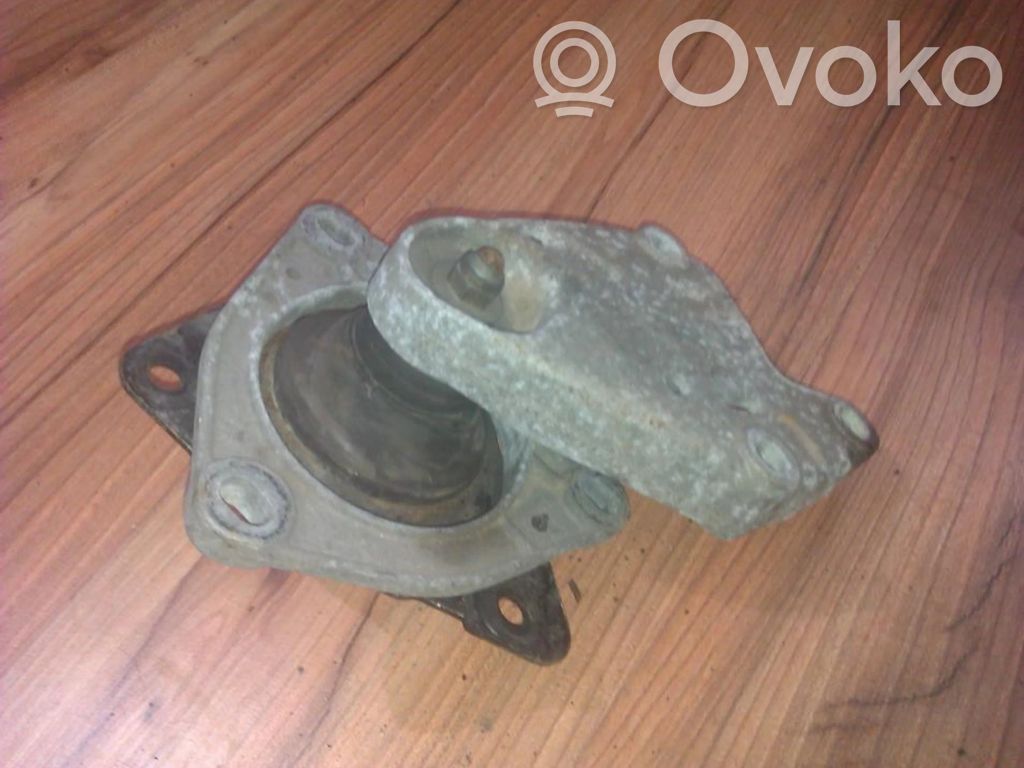 Renault Laguna I Engine mount bracket 