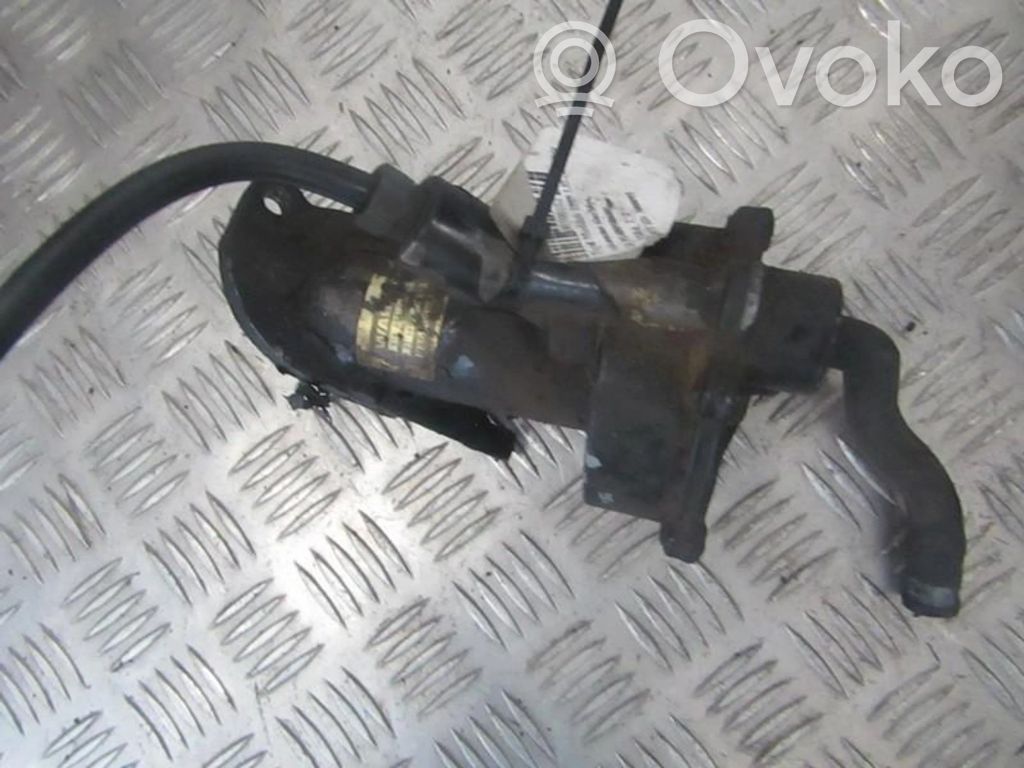 Ford Mondeo MK II Pompă vacuum 